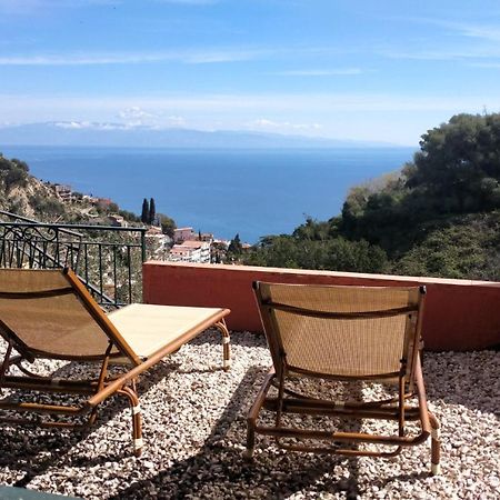 Villa Vittorio - Splendid Panoramic Sea View Terrace Taormina Zewnętrze zdjęcie